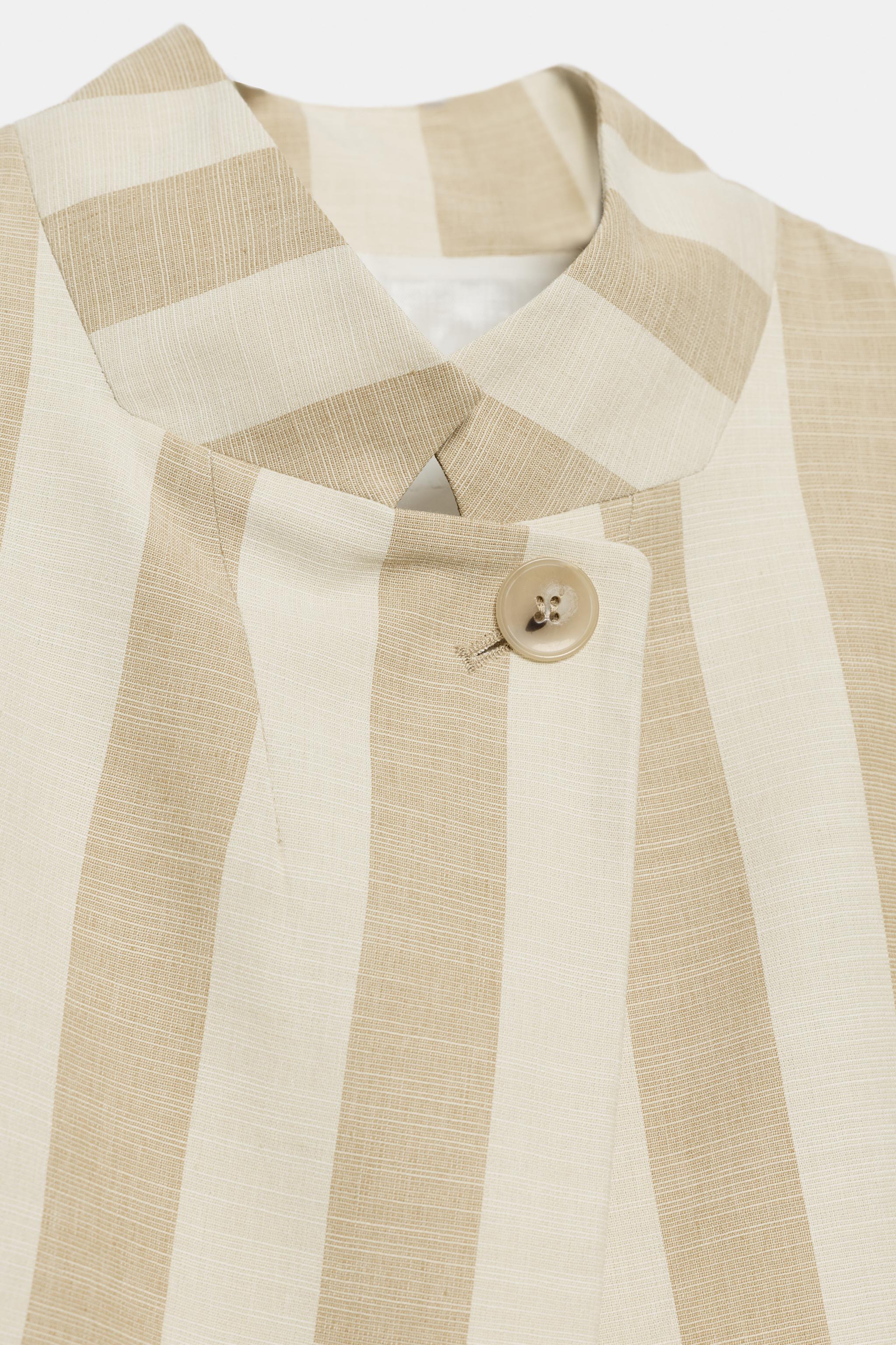 ZW COLLECTION SHORT SLEEVE CROPPED BLAZER